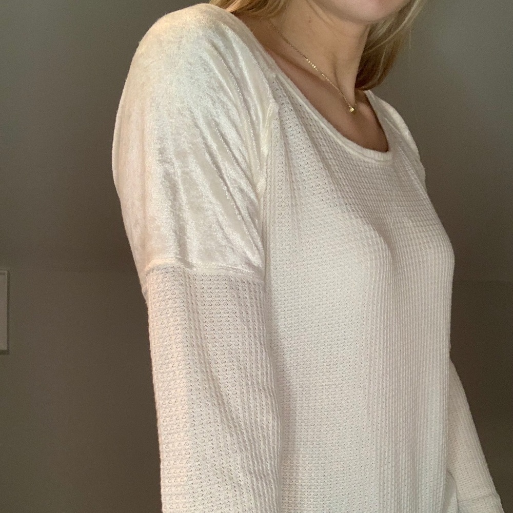 Lucky Brand long sleeve waffle + velvety shoulders